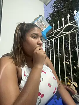 Snapshot of morena-2025 chatting on 06-28-26, 11:44 morena-2025 online show from 06-28-26, 11:44