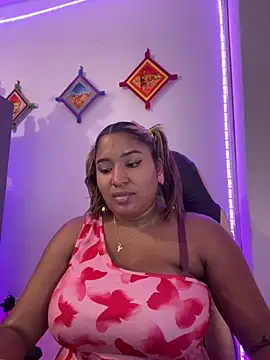 Snapshot of morena-2025 chatting on 07-23-26, 11:13 morena-2025 online show from 07-23-26, 11:13