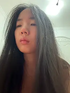 Snapshot of TinyBabe chatting on 03-03-26, 01:06 TinyBabe online show from 03-03-26, 01:06