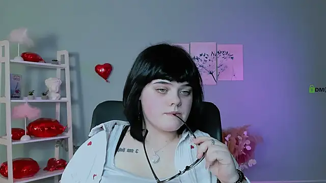 lika pop online show from 02-25-26, 08:18