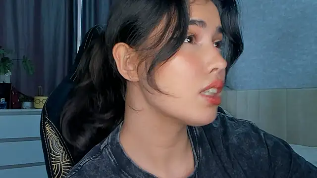 Snapshot of Diara_1an chatting on 02-07-26, 09:35 Diara 1an online show from 02-07-26, 09:35