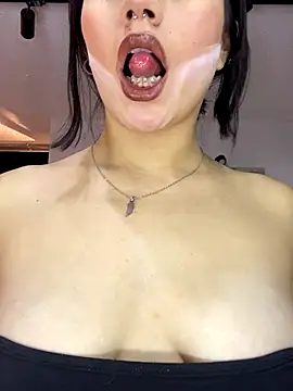 GinebraBelucci online show from 11-27-25, 02:57