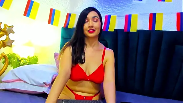 VictoriaRouge  online show from 07-07-26, 12:02