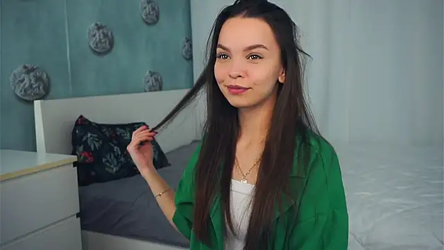 Snapshot of NanMccoid chatting on 11-21-25, 06:12 NanMccoid online show from 11-21-25, 06:12