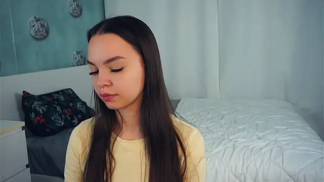 Snapshot of NanMccoid chatting on 11-30-25, 06:28 NanMccoid online show from 11-30-25, 06:28