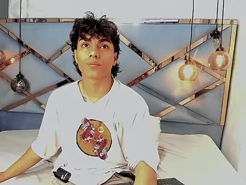 MattFiore online show from 01-08-26, 07:38