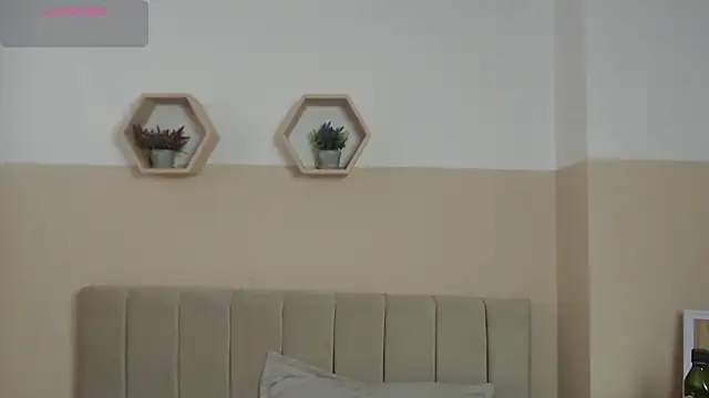 Charlothe 7 online show from 06-20-26, 01:47