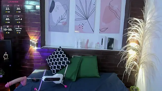 Snapshot of Celestehonney chatting on 04-04-26, 03:42 Celestehonney online show from 04-04-26, 03:42