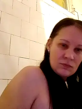 RomiTreats online show from 11-24-25, 02:17