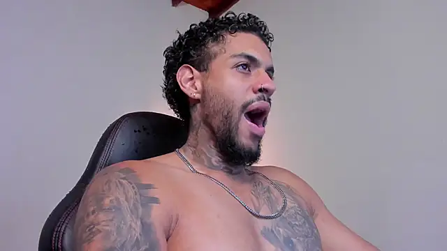 LuigiVitale 1 online show from 02-13-26, 01:12