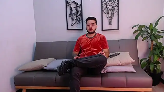 Ethan Greys online show from 12-17-25, 04:07