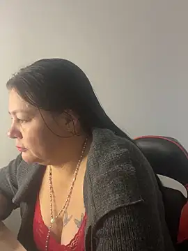 Snapshot of SAMANTHA_EF chatting on 11-24-25, 01:33 SAMANTHA EF online show from 11-24-25, 01:33