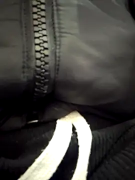 Snapshot of Rouse_hot_ chatting on 11-25-25, 10:54 Rouse hot online show from 11-25-25, 10:54