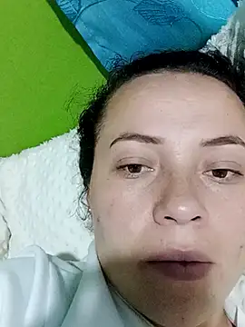 Snapshot of Rouse_hot_ chatting on 12-15-25, 11:53 Rouse hot online show from 12-15-25, 11:53