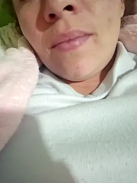 Snapshot of Rouse_hot_ chatting on 01-06-26, 10:52 Rouse hot online show from 01-06-26, 10:52