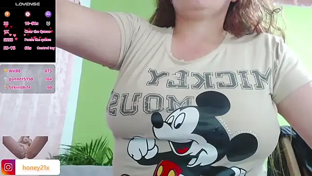 Snapshot of Rouse_hot_ chatting on 02-04-26, 07:03 Rouse hot online show from 02-04-26, 07:03