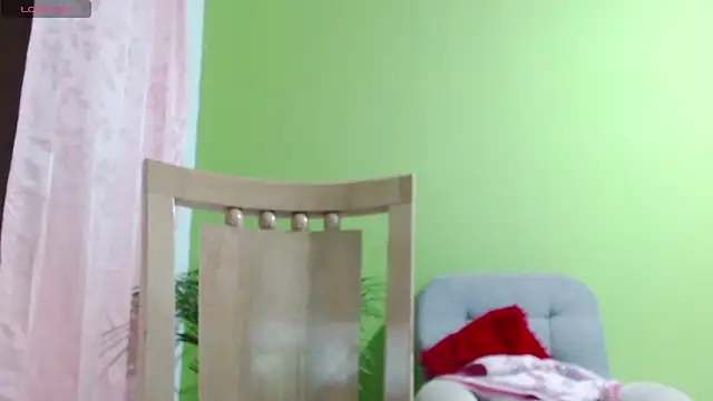 Snapshot of Rouse_hot_ chatting on 02-11-26, 01:10 Rouse hot online show from 02-11-26, 01:10