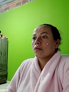 Snapshot of Rouse_hot_ chatting on 02-21-26, 10:49 Rouse hot online show from 02-21-26, 10:49