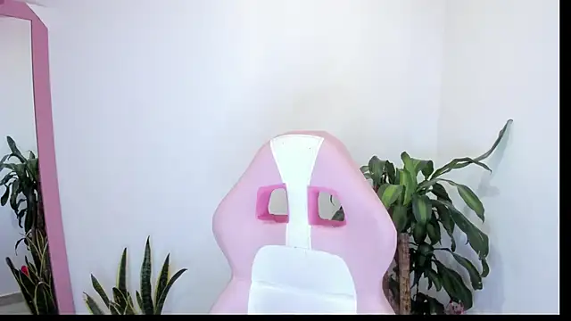 SOFIA SWEETT22 online show from 12-05-25, 01:20