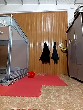 Snapshot of sara-xx chatting on 02-05-26, 02:16 sara-xx online show from 02-05-26, 02:16