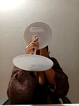 Snapshot of sara-xx chatting on 02-10-26, 02:59 sara-xx online show from 02-10-26, 02:59