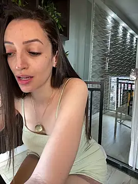 Snapshot of BelleRune chatting on 03-08-25, 07:31 BelleRune online show from 03-08-25, 07:31