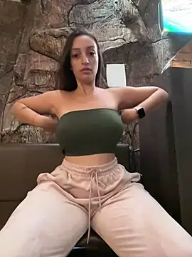 BelleRune online show from 04-03-26, 06:17