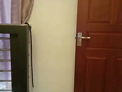 Snapshot of TommyZhao10 chatting on 05-27-26, 01:57 TommyZhao10 online show from 05-27-26, 01:57