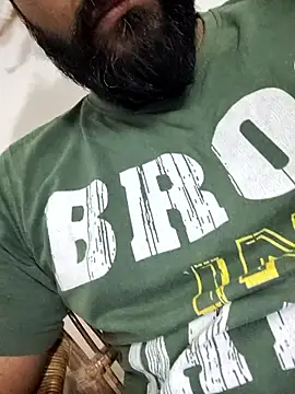 frolicme456 online show from 01-11-26, 12:21