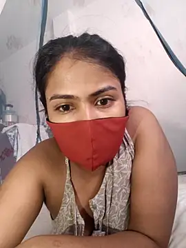 Snapshot of Red_Love_1 chatting on 05-19-26, 01:11 Red Love 1 online show from 05-19-26, 01:11