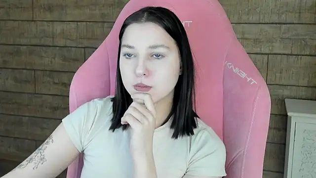 TinnaBurton online show from 02-07-26, 04:43