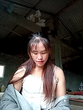 Snapshot of sorry-yeu chatting on 11-17-25, 04:51 sorry-yeu online show from 11-17-25, 04:51