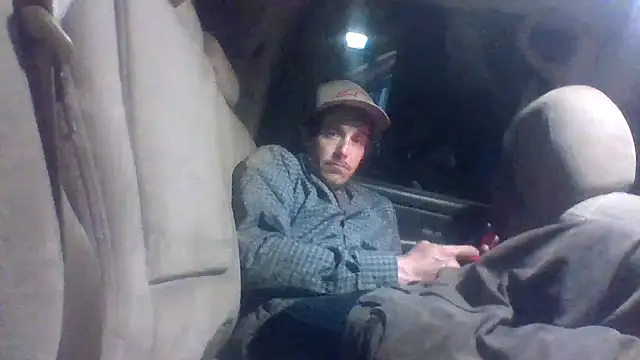 dickencidr online show from 03-23-26, 03:43