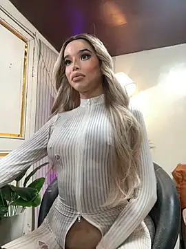 Snapshot of _SandraHornball_ chatting on 11-30-25, 11:09 SandraHornball online show from 11-30-25, 11:09