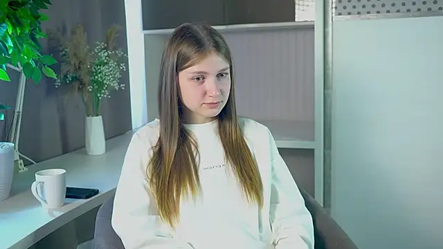 Snapshot of LesaFeldker chatting on 11-20-25, 03:39 LesaFeldker online show from 11-20-25, 03:39