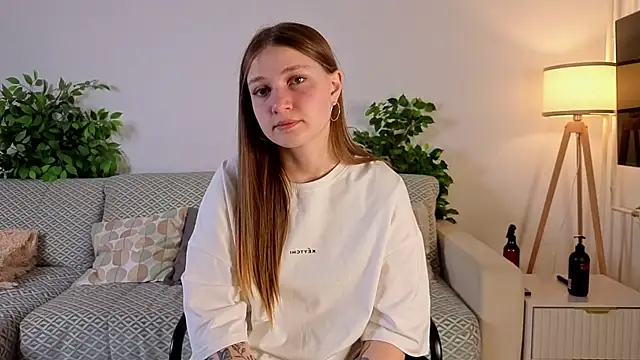 Snapshot of LesaFeldker chatting on 11-30-25, 01:09 LesaFeldker online show from 11-30-25, 01:09