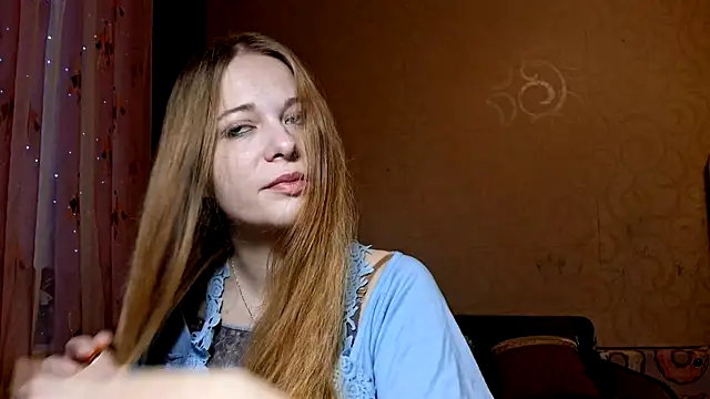 RomonaBustad online show from 12-05-25, 06:11