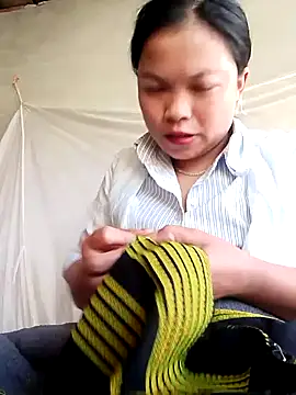 thien-nhien online show from 11-25-25, 11:49