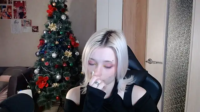 SophiaLur online show from 01-08-26, 04:31