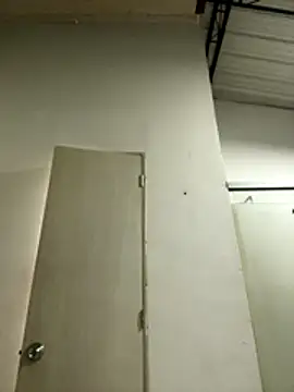 Snapshot of lizmy chatting on 11-27-25, 10:23 lizmy online show from 11-27-25, 10:23