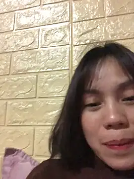 Snapshot of Trangbabylove chatting on 02-05-26, 02:33 Trangbabylove online show from 02-05-26, 02:33