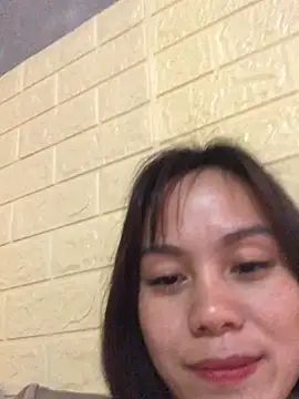 Snapshot of Trangbabylove chatting on 02-22-26, 06:35 Trangbabylove online show from 02-22-26, 06:35