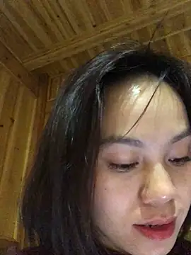 Snapshot of Trangbabylove chatting on 02-25-26, 10:19 Trangbabylove online show from 02-25-26, 10:19