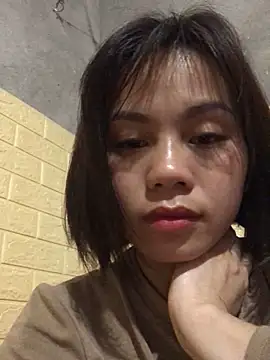 Snapshot of Trangbabylove chatting on 02-27-26, 12:32 Trangbabylove online show from 02-27-26, 12:32