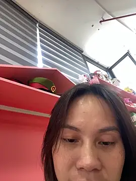 Trangbabylove online show from 03-31-26, 08:59