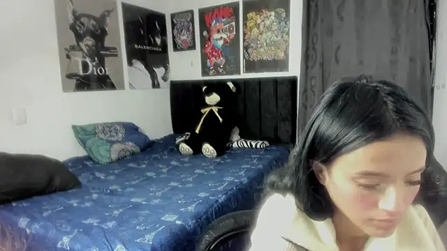 Snapshot of Candy__Girll18 chatting on 02-27-26, 12:32 Candy Girll18 online show from 02-27-26, 12:32