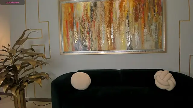 Snapshot of ZaraKafruni chatting on 04-22-26, 04:04 ZaraKafruni online show from 04-22-26, 04:04