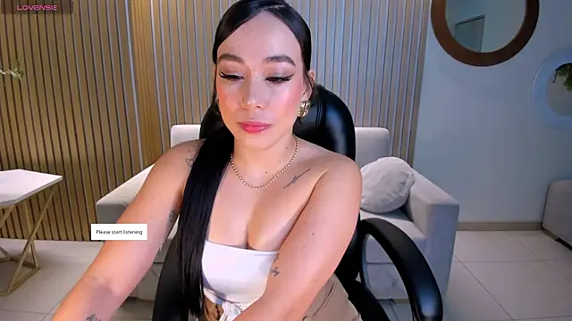 Snapshot of ZaraKafruni chatting on 04-25-26, 04:26 ZaraKafruni online show from 04-25-26, 04:26