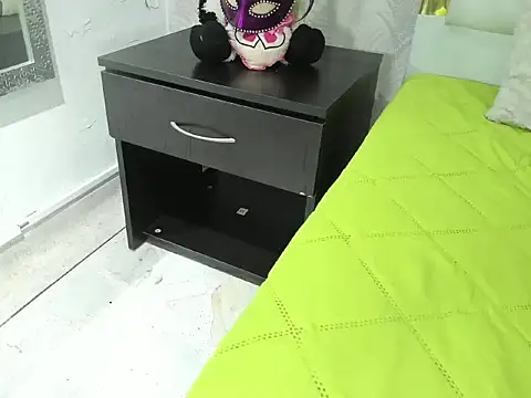 noa-camila online show from 11-21-25, 12:59