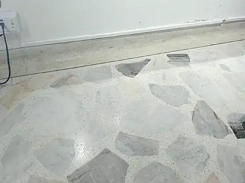 noa-camila online show from 11-24-25, 12:38